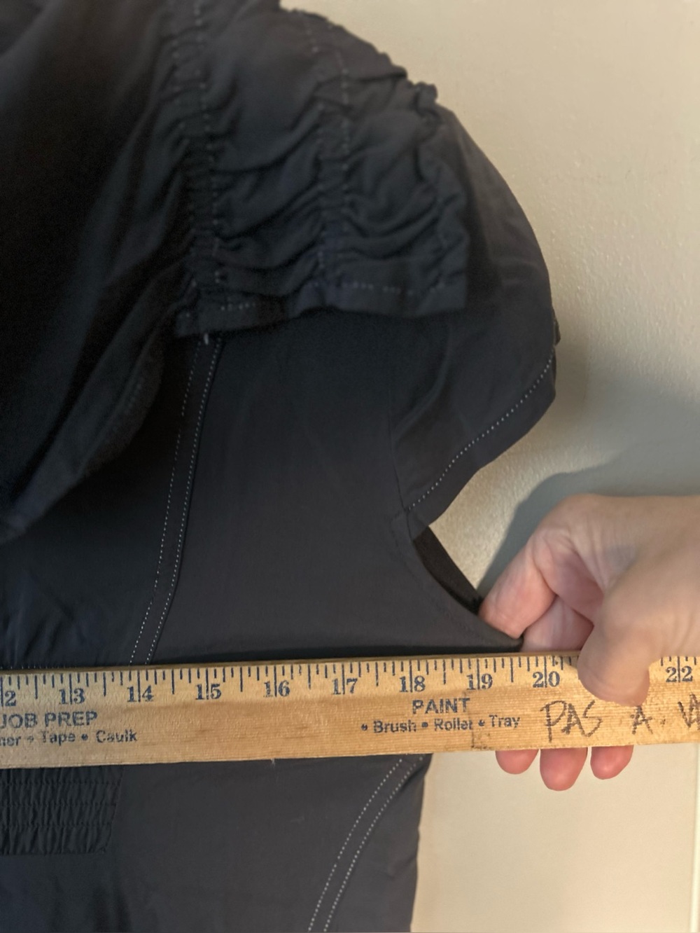 Akela Key asymmetrical dress - Picture 13 of 15